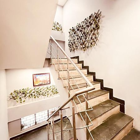 Hotel Blu - Saket Dlf Avenue ניו דלהי מראה חיצוני תמונה