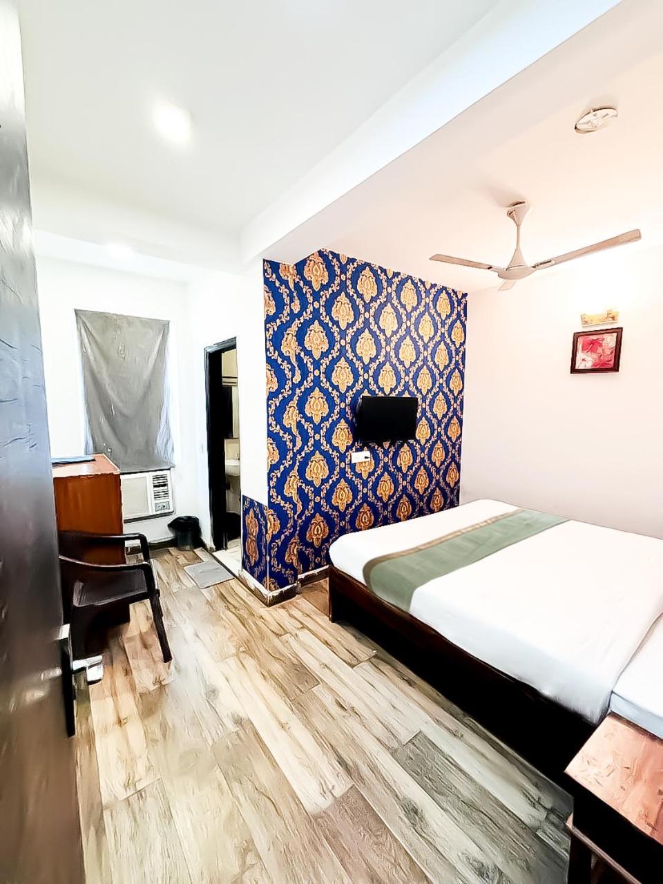 Hotel Blu - Saket Dlf Avenue ניו דלהי מראה חיצוני תמונה