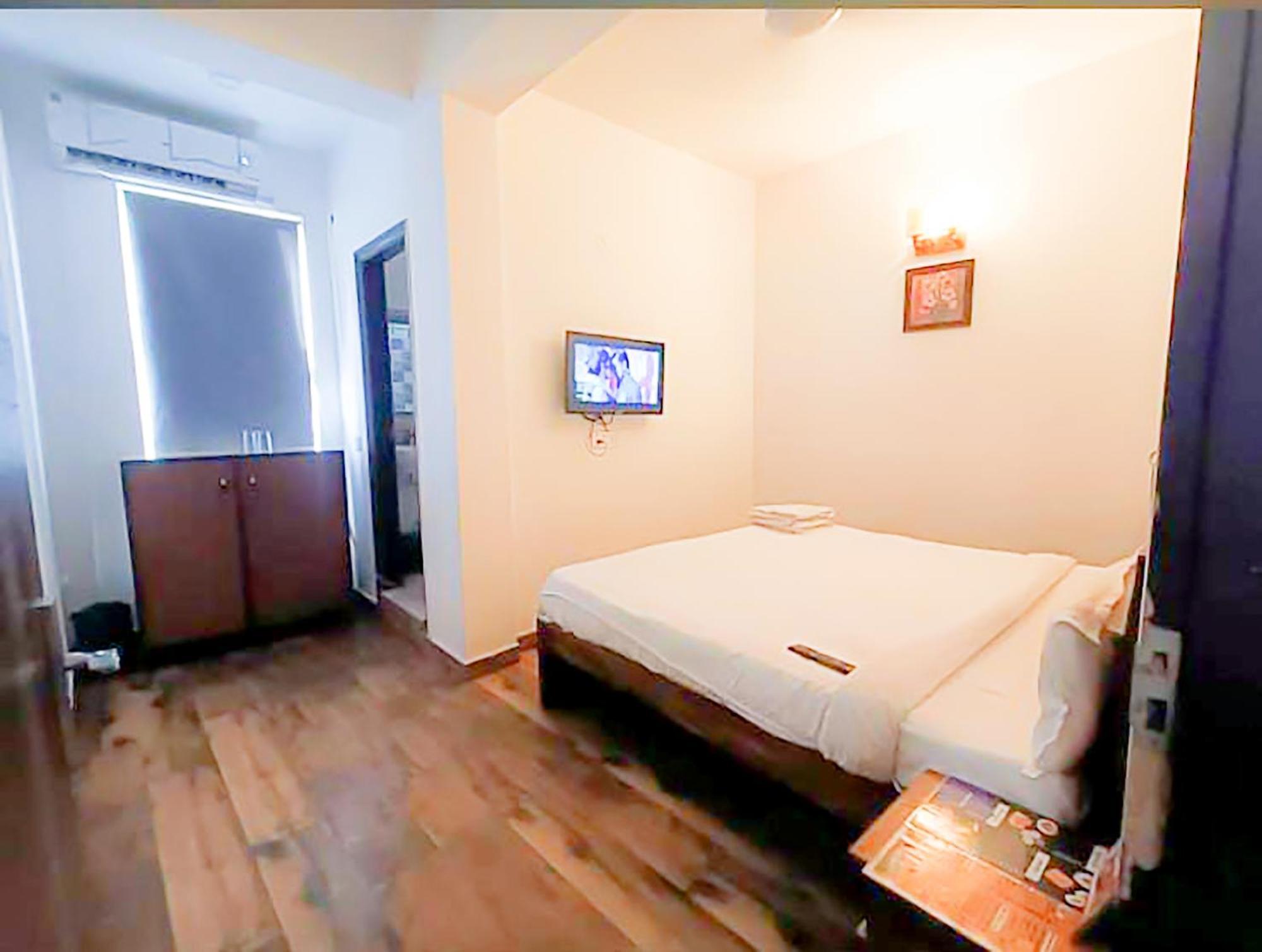 Hotel Blu - Saket Dlf Avenue ניו דלהי מראה חיצוני תמונה